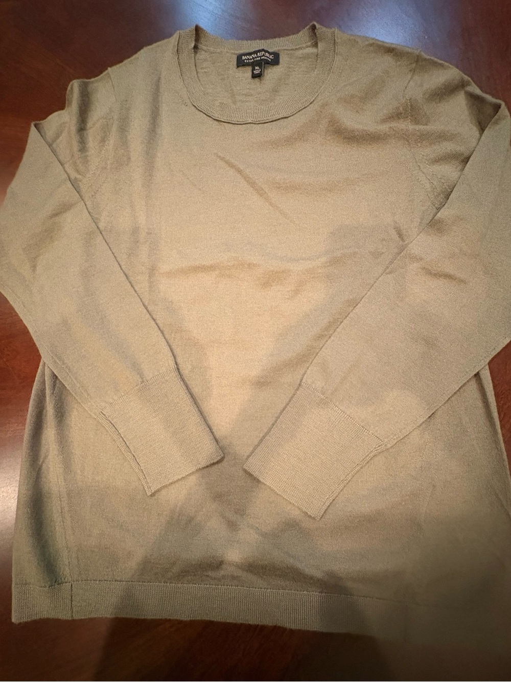 Banana Republic Womens’s Crewneck Sweater in Olive